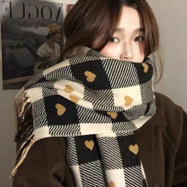 Women's Cute Sweet Color Block Acrylic Scarf - Image 5